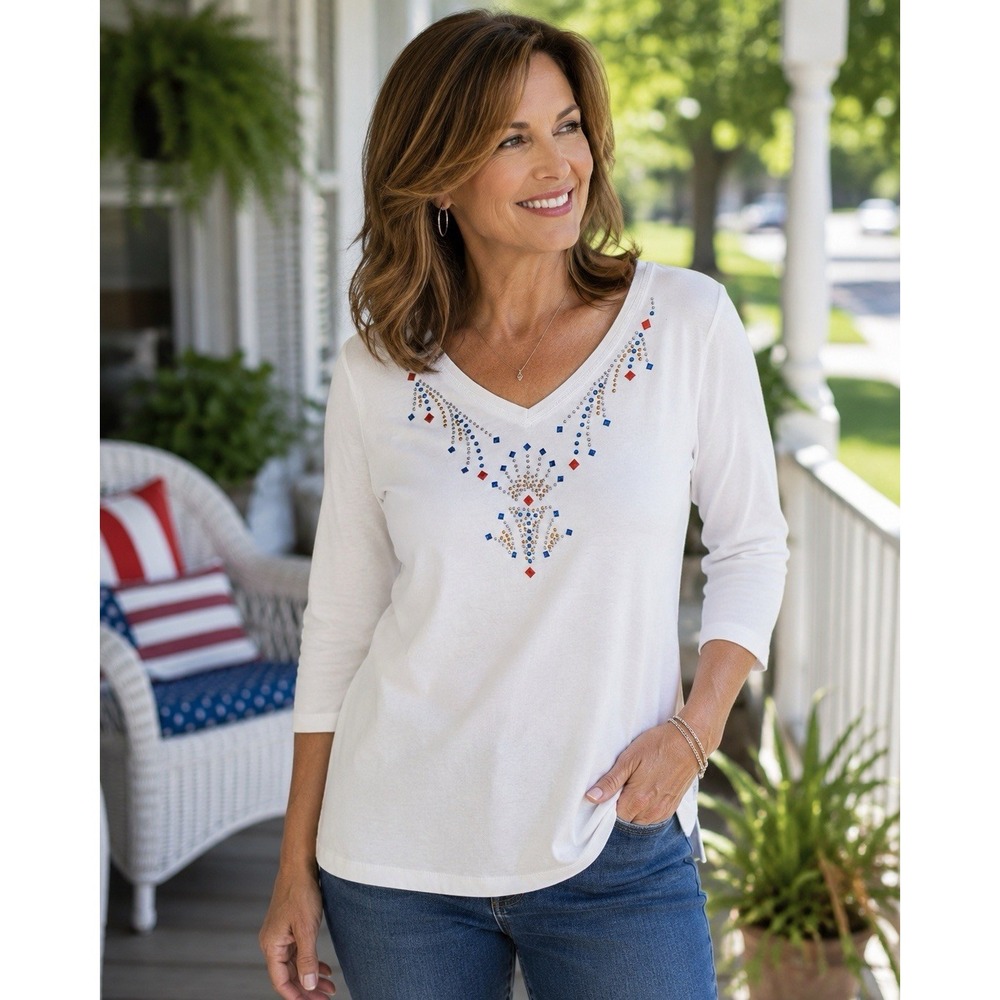 Zynergy Chicos (0) White Embellished V-Neck-Travel-Patriotic-Casual-USA‎ Colors